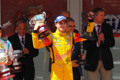 Tom Dillmann ketika naik podium3 di Monaco 2015 (seangp.com)