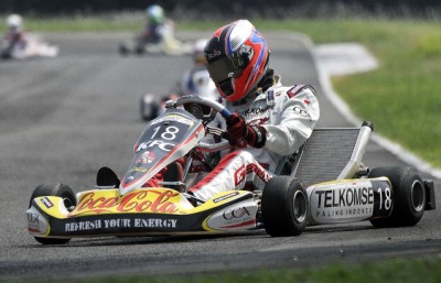 Sean Gelael di atas karting ketka mengawali karirnya beberapa tahun lalu.