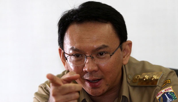 Ahok menyerang balik foto Tempo