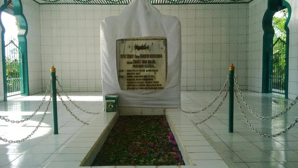 Makam Tuanku Imam Bonjol