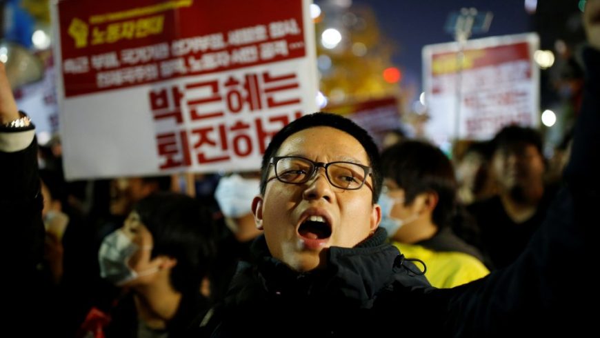 Aksi unjuk rasa anti-Presiden Park Geun-hye di Seoul, Sabtu. (Foto:Reuters)