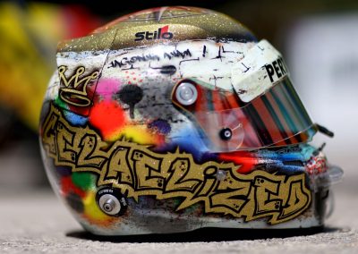 Inilah helm yang menjadi perhatian selama laga GP2 2016 sehingga pantas mendapat penghargaan. (seangp)