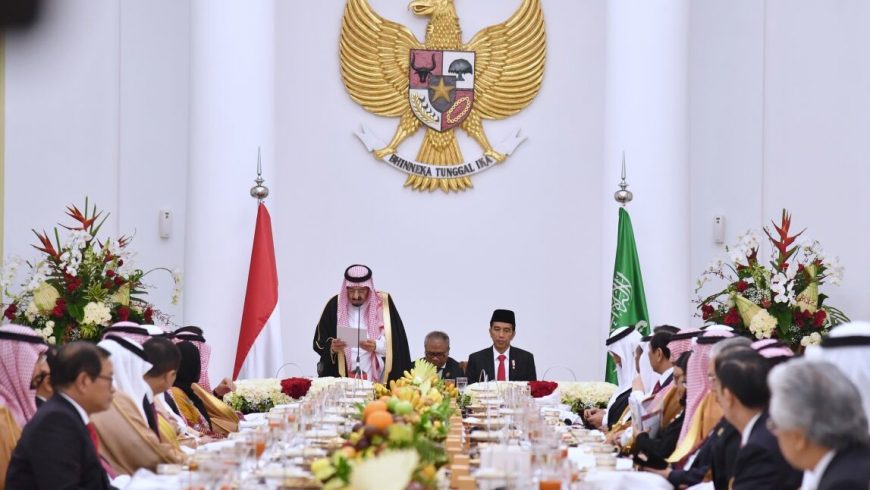 Pertemuan antara Presiden Joko Widodo dan Raja Arab Saudi Salman bin Abdul Aziz al-Saud di Istana Kepresidenan Bogor, Jawa Barat ( 1/3) berlangsung sangat bersahabat dan produktif. Sejumlah kesepakatan berhasil tercapai.(Foto: presidenri.go.id)