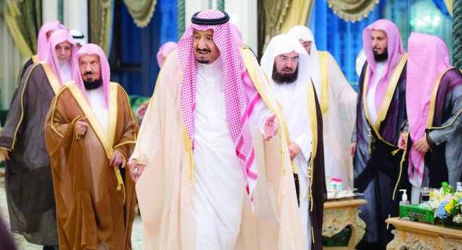 Raja Salman dan rombongan ketika tiba di Makkah. (Foto: Arab News)