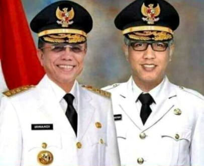 Gubernur dan Wakil Gubernur Aceh periode 2017-2022 Irwandi Yusuf dan Nova Iriansyah.(Foto: Dokumen acehexpos.com)