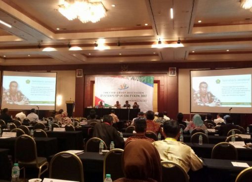 Sekjen Kemenag Nur Syam tampil sebagai pembicara dalam Rakernas Evaluasi Haji 2017.(Foto: kemenag.go.id)