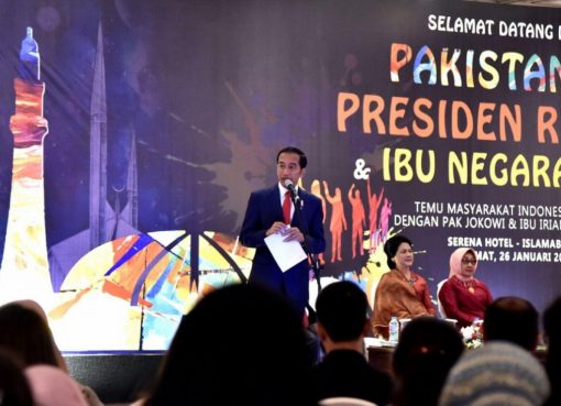 Presiden Joko Widodo saat bertemu WNI di Pakistan, Jumat.(Foto: biro pers Kemenag)