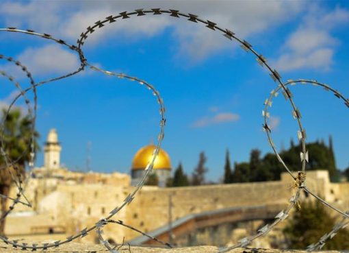 RUU yang baru disahkan membuat Israel tidak akan menyerahkan kontrol atas bagian-bagian Yerusalem kepada pihak lain. (Foto: Getty Images/ Al Jazeera)