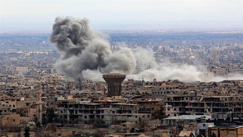 Pasukan Suriah tetap melakukan serangan udara di Ghouta Timur, Surah, meski dalam kondisi gencatatan senjata. (Foto: Al Jazeera)