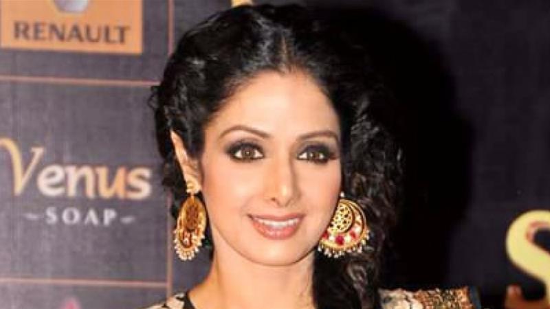 Sridevi adalah pemeran utama dalam film petualangan 1987, Mr India. Dia mendapat penghargaan sebagai superstar di Asia Selatan. (Foto: WikiCommons: Bollywood Hungama/Al Jazeera)