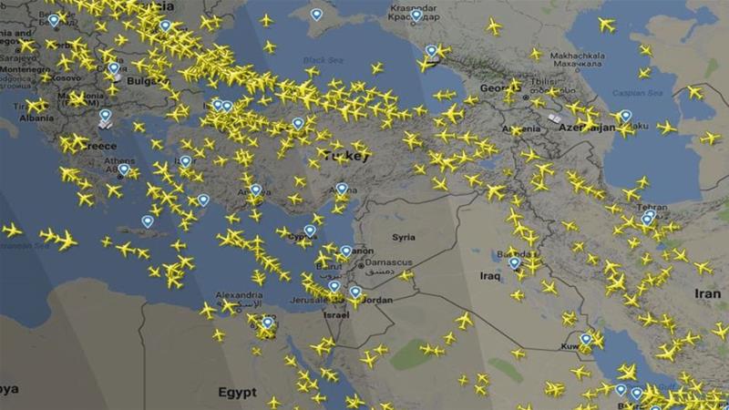 Peta yang menunjukkan penerbangan yang dialihkan setelah Euroncontrol mengeluarkan peringatan untuk menghindari Suriah (Sumber: FlightRadar24/Al Jazeera)