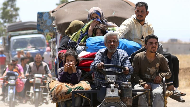 Jumlah warga sipil Suriah yang terlantar melonjak di tengah peringatan PBB terkait laporan-laporan tentang warga sipil yang melarikan diri, termasuk yang dipaksa membayar untuk perjalanan yang aman.(Foto: Al Jazeera)