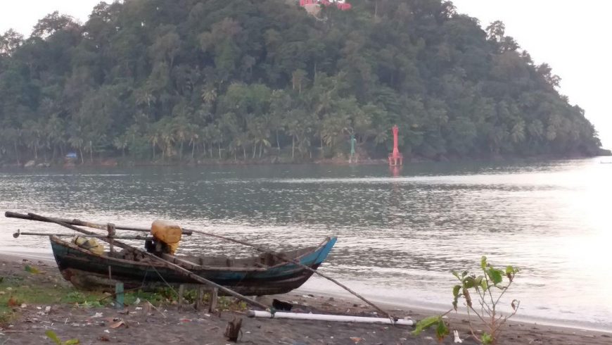 Pantai Muaro Padang, Sumbar. (Foto: Istimwwa)