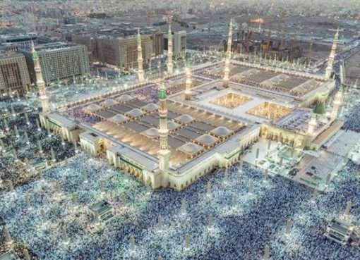 Arab Saudi dalam Visi 2030 mematok menarik lebih dari 30 juta jamaah umrah. (Foto: Arab News)