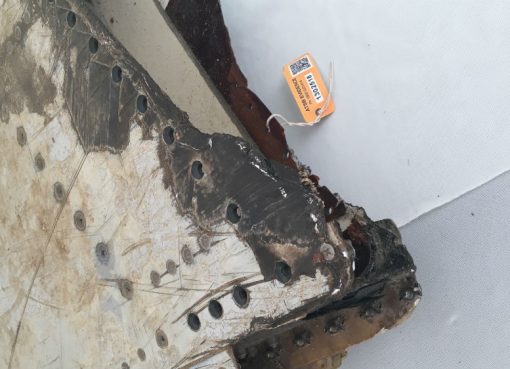 Tiga keping puing dari MH370, termasuk yang ditemukan di pantai Tanzania, sejak pesawat itu hilang. (Foto:Al Jazeera)