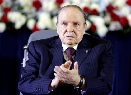 Presiden Abdelaziz Bouteflika mengumumkan pengunduran dirinya Selasa, sehari setelah menyatakan akhir masa jabatannya. (Foto: File Reuters/Arab News)