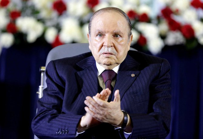 Presiden Abdelaziz Bouteflika mengumumkan pengunduran dirinya Selasa, sehari setelah menyatakan akhir masa jabatannya. (Foto: File Reuters/Arab News)