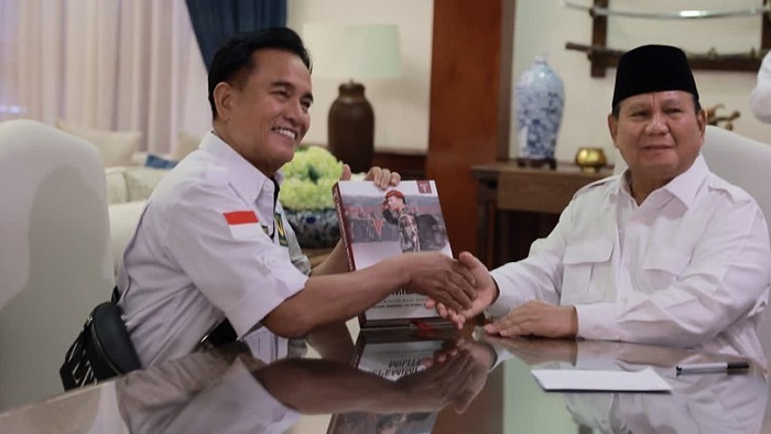 Yusril Ihza Mahendra dan Prabow Subianto.o