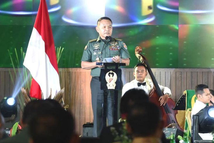 TNI AD telah mempersiapkan untuk Latgab yang akan digelar Mabes TNI dalam waktu dekat. Hal ini ditegaskan oleh KSAD Jenderal TNI Dudung Abdurrachman.