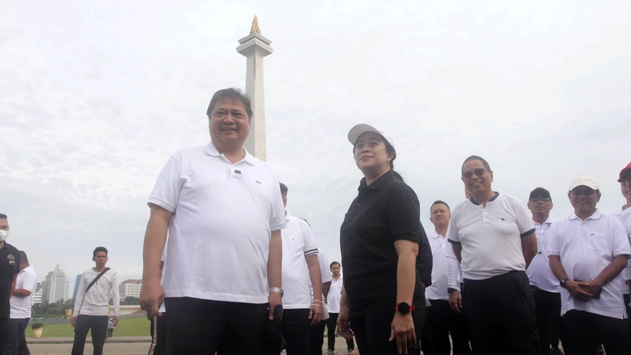 Puan Maharani Jalan Santai Bareng Airlangga Hartarto.