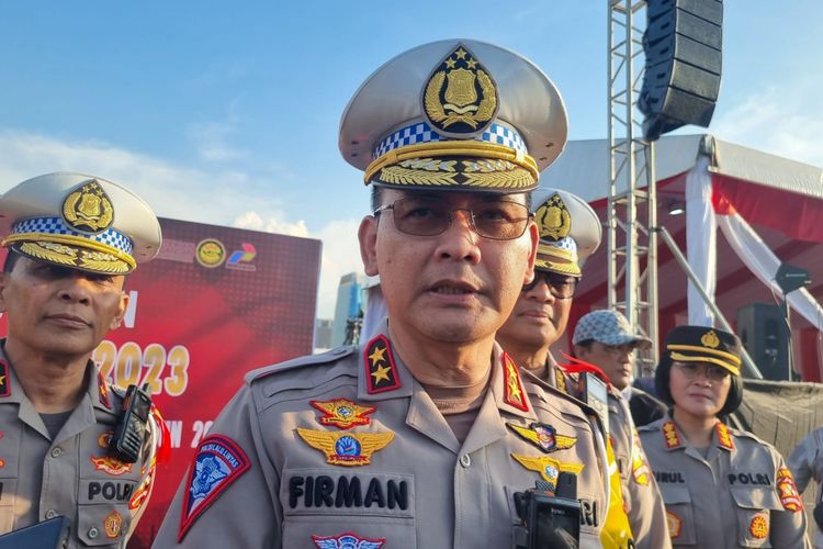 Kepala Korps Lalu Lintas (Kakorlantas) Polri Irjen Firman Shantyabudi di Lapangan Silang Monas, Jakarta.