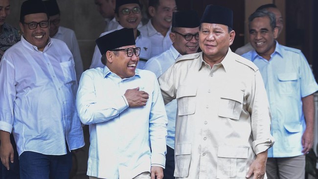 Duo ketua umum dari Koalisi Kebangkitan Indonesia Raya (KKIR), Muhaimin Iskandar (PKB) dan Prabowo Subianto (Gerindra).