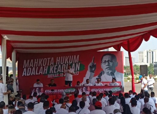 Anas Urbaningrum saat menyampaikan pidato politik di Silang Monas, Sabtu (16/7/2023).