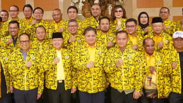 Golkar menolak Munaslub.