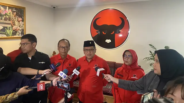 Sekjen PDIP Hasto Kristiyanto saat ditemui wartawan di Sekolah Partai DPP PDIP, Jalan Lenteng Agung Jakarta, Kamis (17/8/2023).