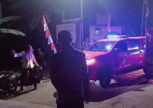 Mobil inafis Polres Metro Bekasi Kota mendatangi lokasi ledakan di Stasiun Pengumpul Gas Lapangan Jatinegara milik KSO Pertamina EPPD Migas Kota Bekasi di Jatisampurna.