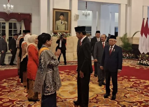 Penganugerahan Tanda Kehormatan RI dari Presiden Joko Widodo.