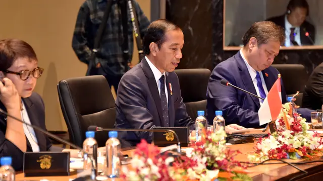 Pada akhir pertemuan bilateral, Jokowi dan PM Marape turut menyaksikan Memorandum Saling Pengertian tentang Kerja Sama di Bidang Pendidikan Tinggi yang ditandatangani oleh Menteri Luar Negeri Indonesia Retno Marsudi dan Menteri Pendidikan Tinggi Papua Nugini Don Polye.