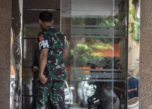 Kodam I/Bukit Barisan menyerahkan pemeriksaan anggota bernama Mayor Dedi Hasibuan kepada Pusat Polisi Militer (Puspom) TNI di Jakarta.