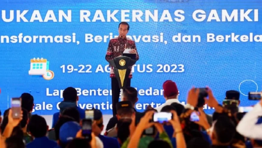 Presiden Jokowi saat pembukaan Rakernas GAMKI di Medan.