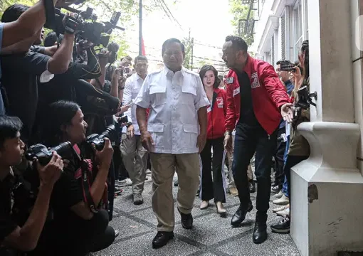 Prabowo Subianto Sambangi Markas PSI.