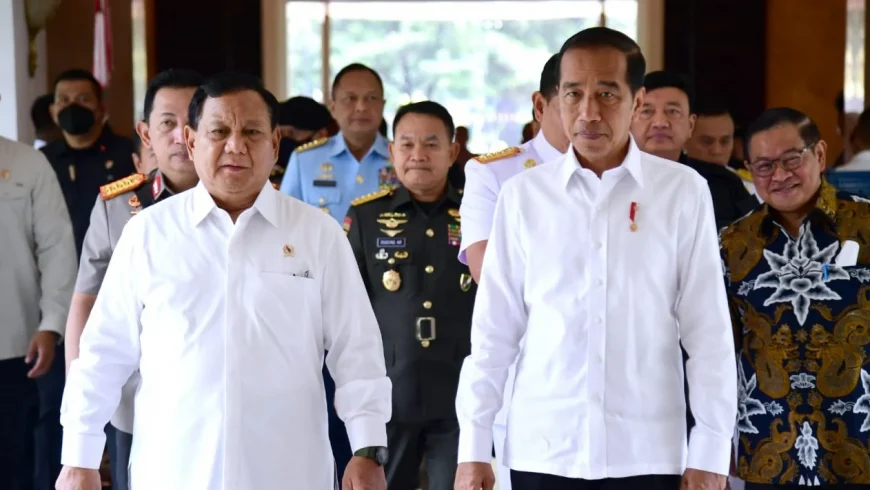 Presiden Jokowi dan Menteri Pertahanan RI Prabowo Subianto.
