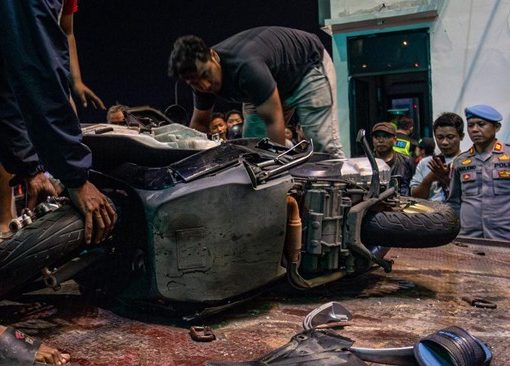 Polisi akan melakukan olah tempat kejadian perkara untuk mengusut peristiwa kecelakaan maut di Exit Tol Bawen, Semarang, Jawa Tengah, Minggu (24/9).