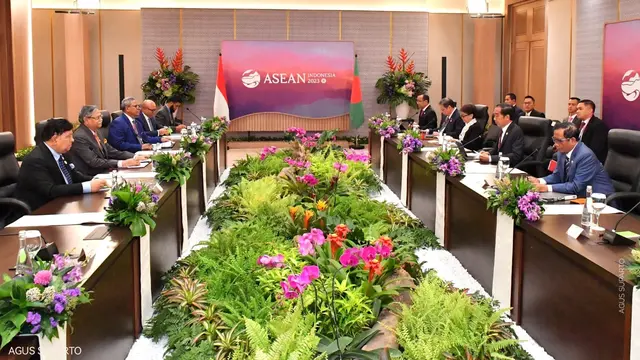 Presiden Jokowi melakukan pertemuan bilateral dengan Presiden Bangladesh disela-sela KTT ASEAN di Jakarta, Rabu (6/9/2023).
