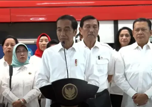 Presiden Joko Widodo (Jokowi) meresmikan LRT terintegrasi Jabodebek;