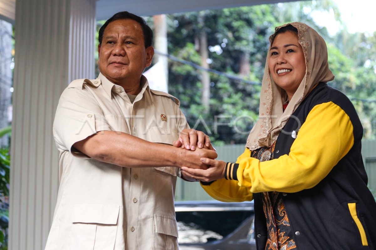 Prabowo Subianto dan Yenny Wahid.