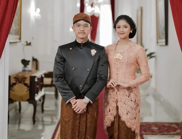 Kaesang Pangarep dan istrinya Erina Gudono.