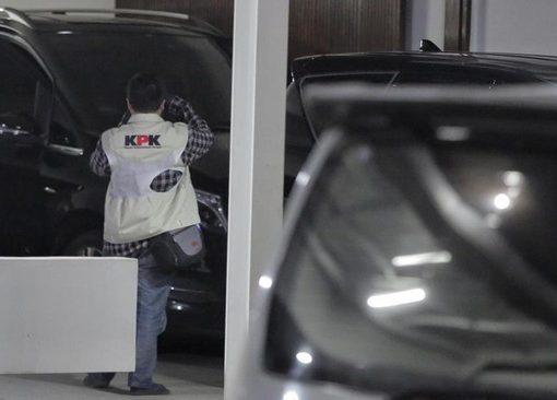 Komisi Pemberantasan Korupsi (KPK) menemukan uang total senilai Rp30 miliar saat menggeledah rumah dinas Menteri Pertanian Syahrul Yasin Limpo.