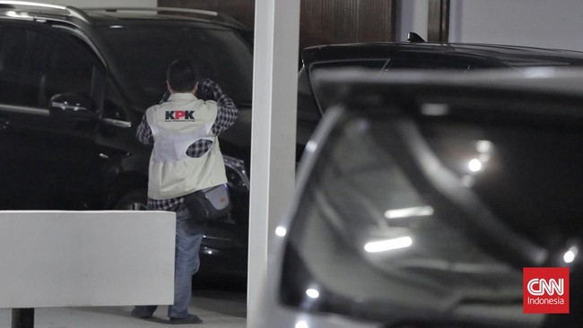Komisi Pemberantasan Korupsi (KPK) menemukan uang total senilai Rp30 miliar saat menggeledah rumah dinas Menteri Pertanian Syahrul Yasin Limpo.