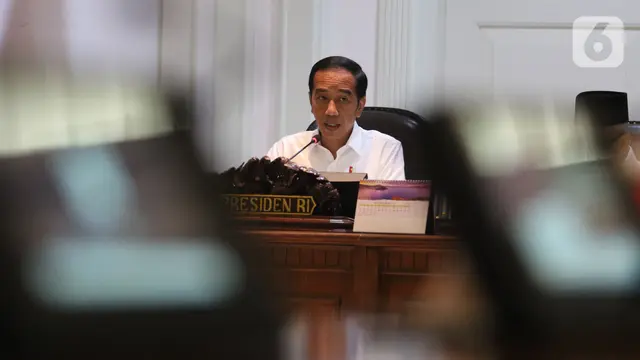Presiden Joko Widodo atau Jokowi memimpin rapat terbatas (ratas) di Kantor Presiden, Jakarta, Rabu (30/10/2019).
