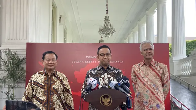 Tiga Capres makan siang di Istana.