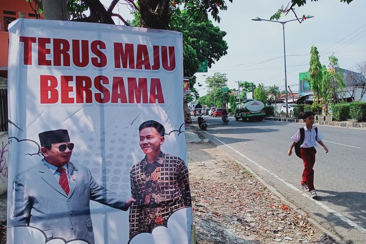 Baliho Prabowo dan Gibran.