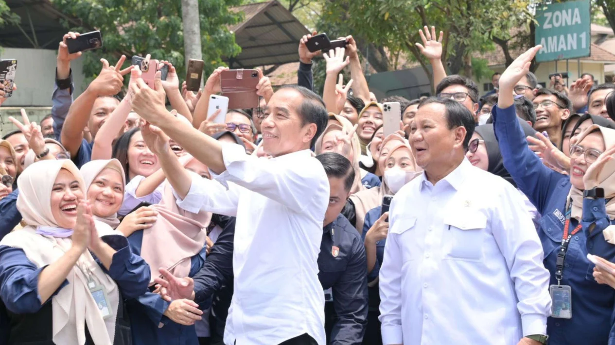 PPresiden Jokowi dan Menhan Prabowo.