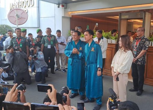 Prabowo dan Gibran periksa kesehatan.
