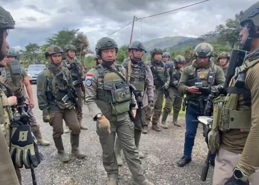 Satgas Damai Cartenz gabungan TNI-Polri melumpuhkan empat anggota KKB di Pegunungan Bintang, Papua.
