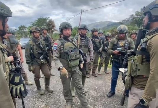 Satgas Damai Cartenz gabungan TNI-Polri melumpuhkan empat anggota KKB di Pegunungan Bintang, Papua.